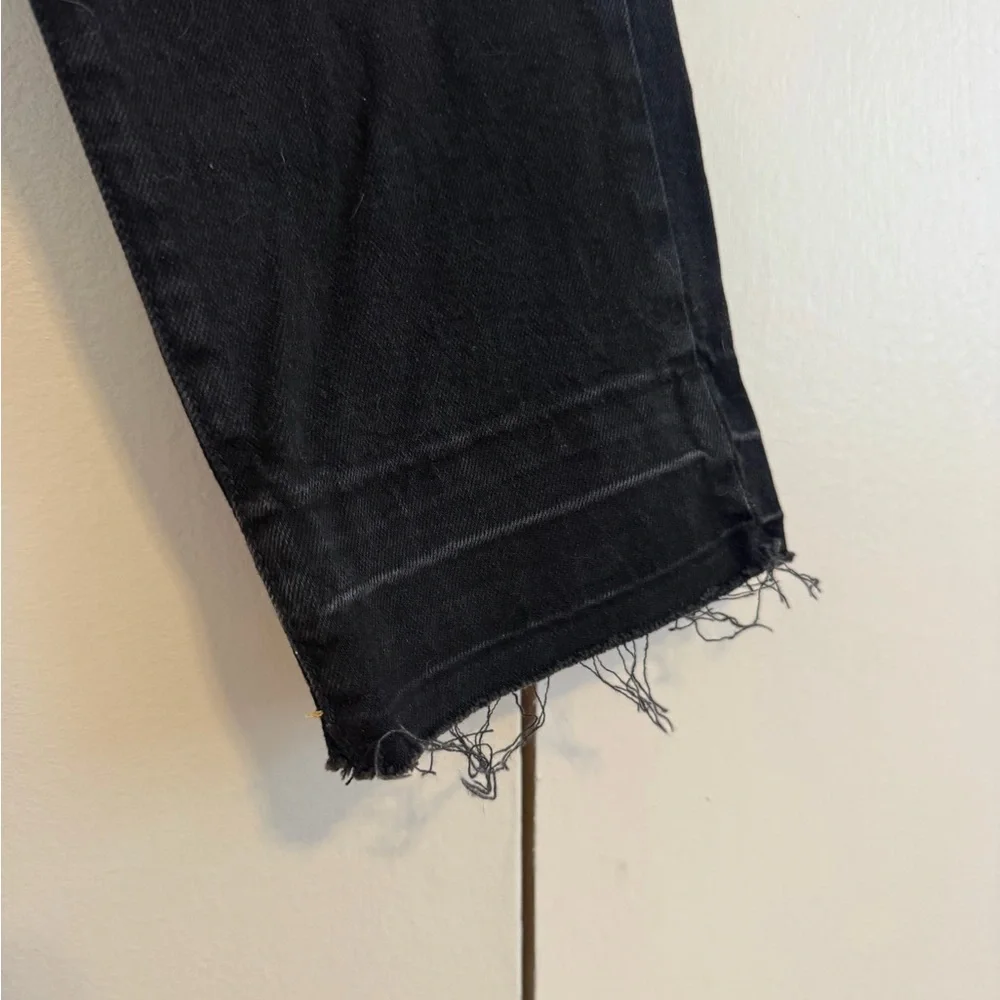 Universal Thread High-Rise Jeans - Picture 4 of 5